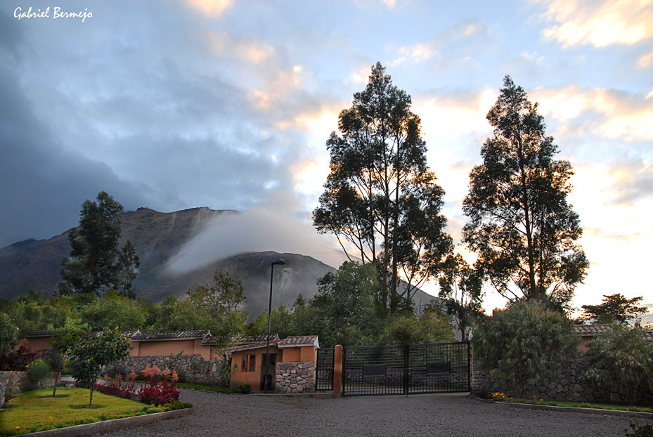 Traslado por carretera al amanecer